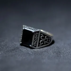 Rectangular Black Ring in Silver