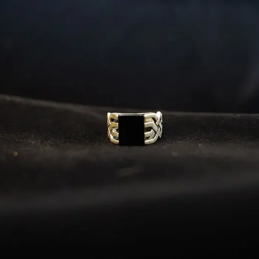 Black Square stone set in 925 silver