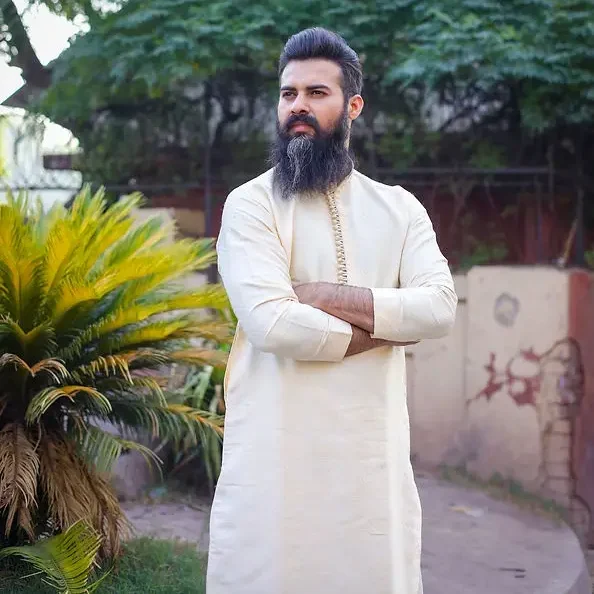 Embroidered Ivory Kurta Suit